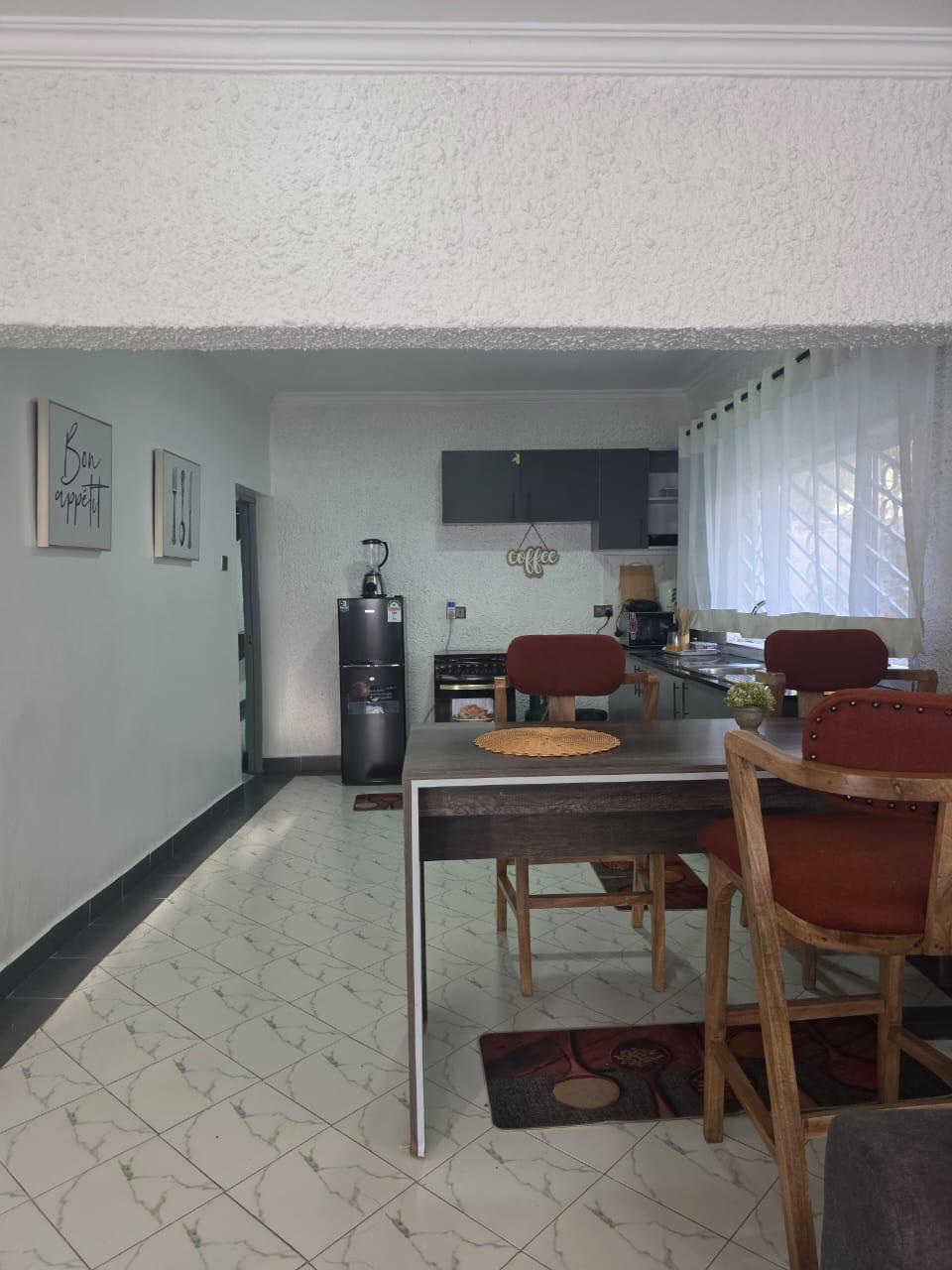 2 br Villa (all en-suite ) ,located at Moi South Lake Juntion in a private well lawned compound (Jay Residence) 8