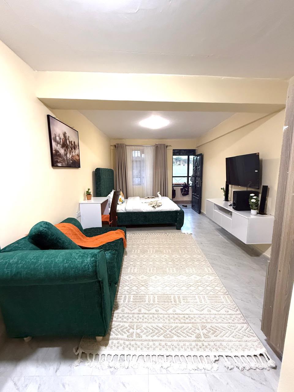 Executive Studio  Moi South Lake Road, Naivasha (Naiposha F5)