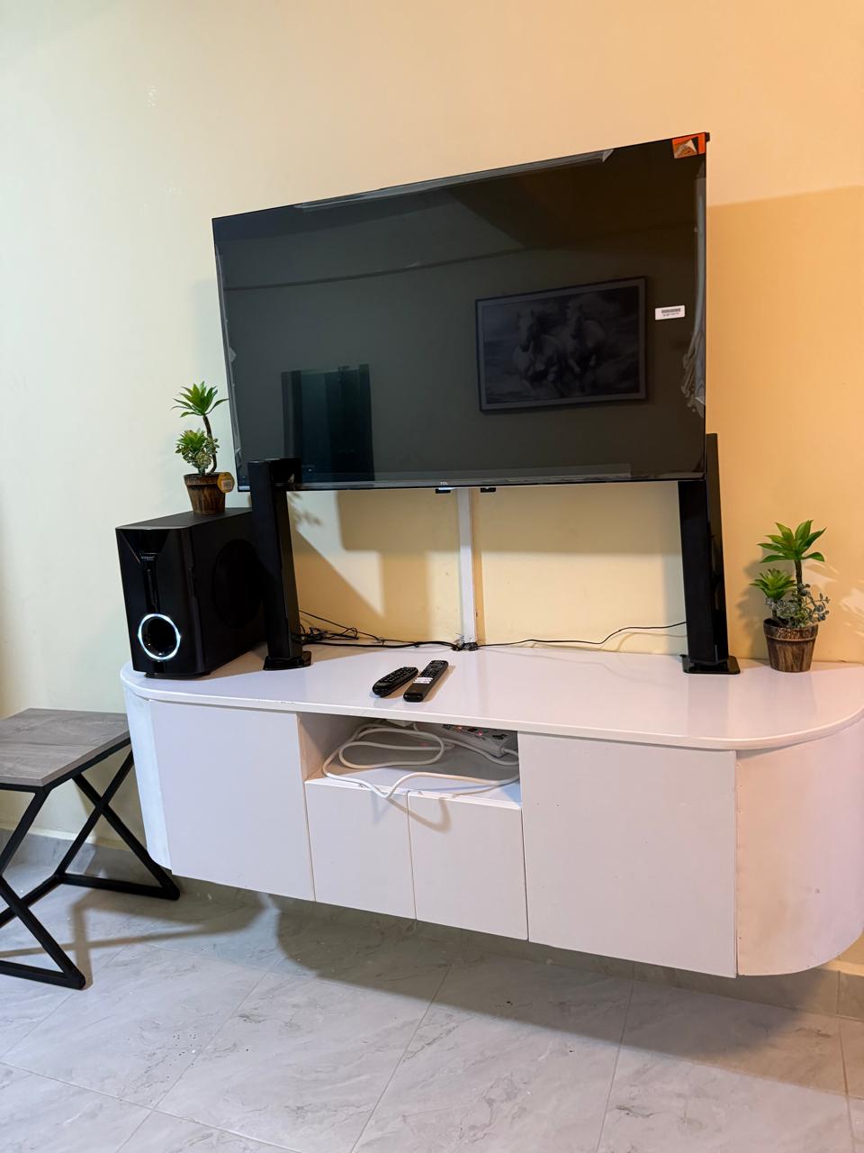 Executive Studio Moi South Lake Road,Naivasha (F4) 2