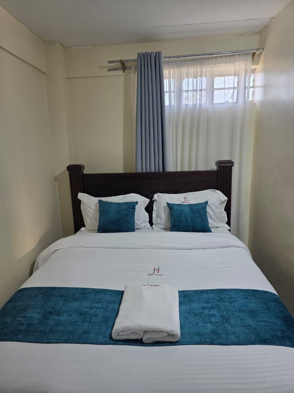 2 br (all rooms en suite)Moi South Lake Road, Naivasha  (Naiposha G7) 6
