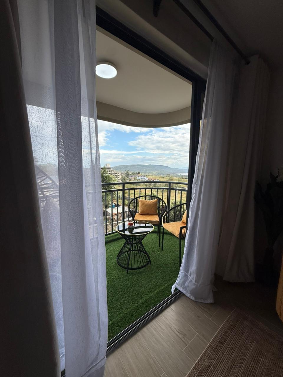 2 bedroom (master en-suite) D&D Residence Premium Suites,Nakuru with Lake Views (A07) 3