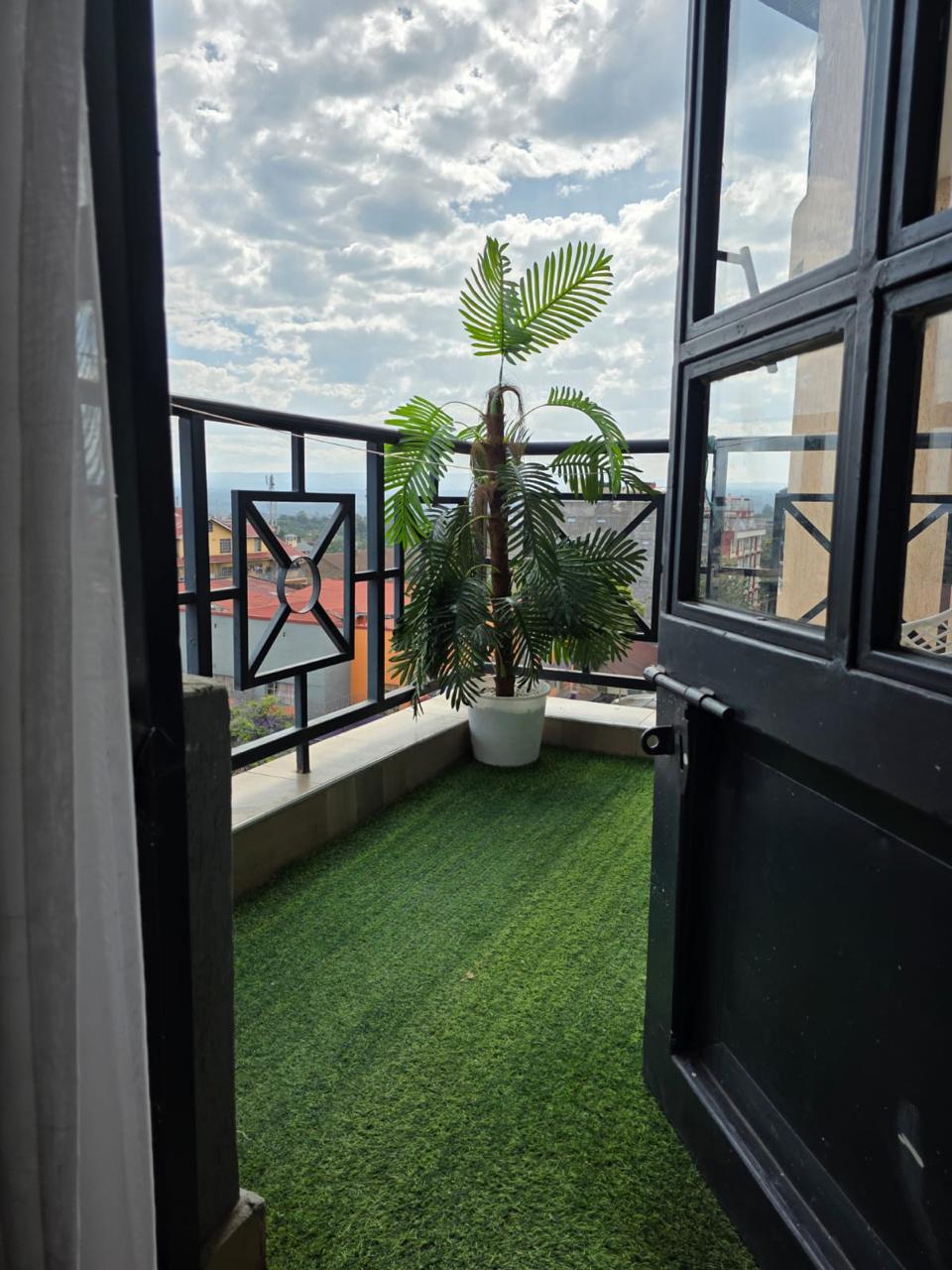 1br ,Nakuru CBD with Lake Views 2