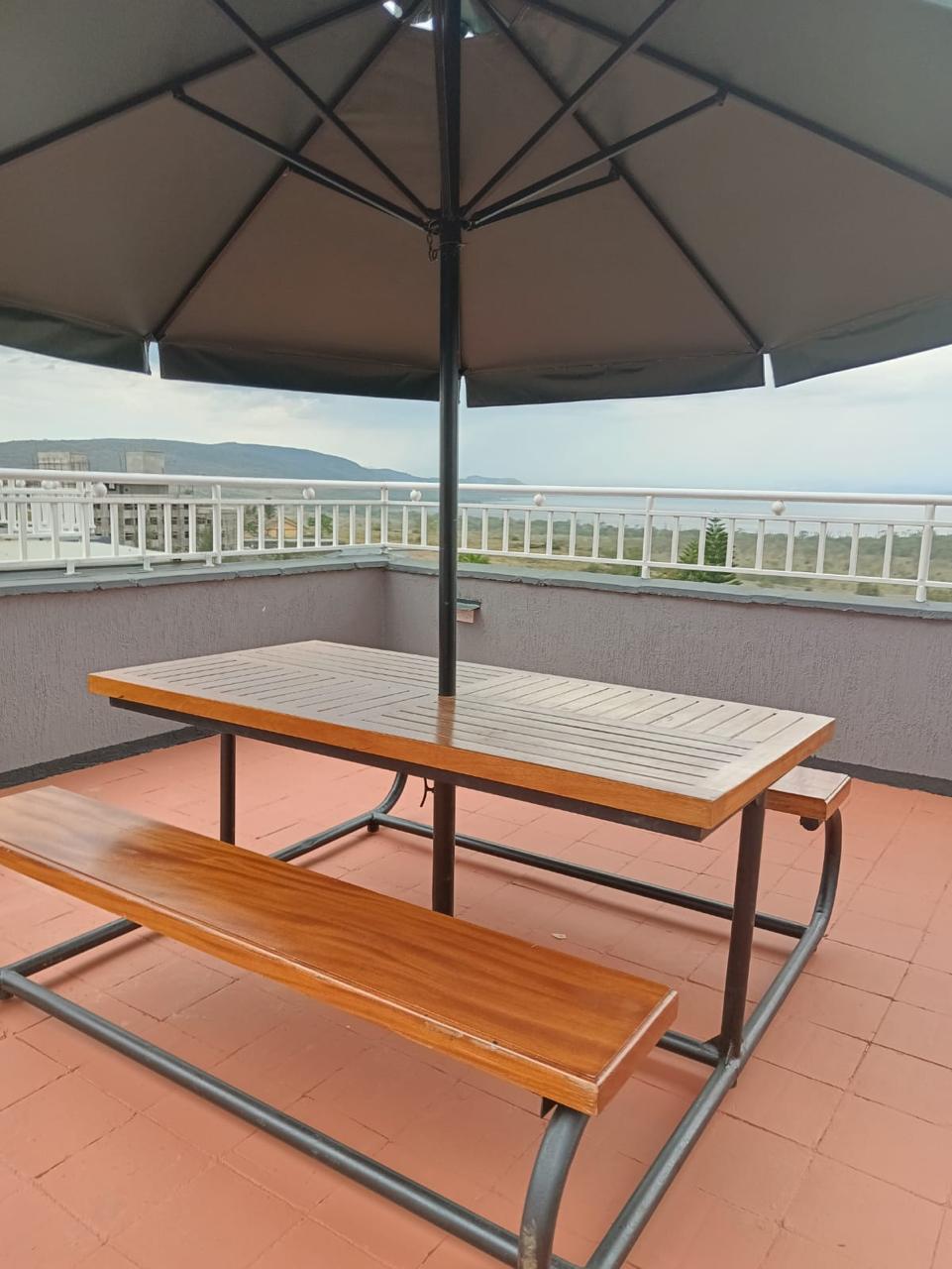 1 br ,Naka ,Nakuru with Lake views at the roof top and gym (Fancy Getaway) 13