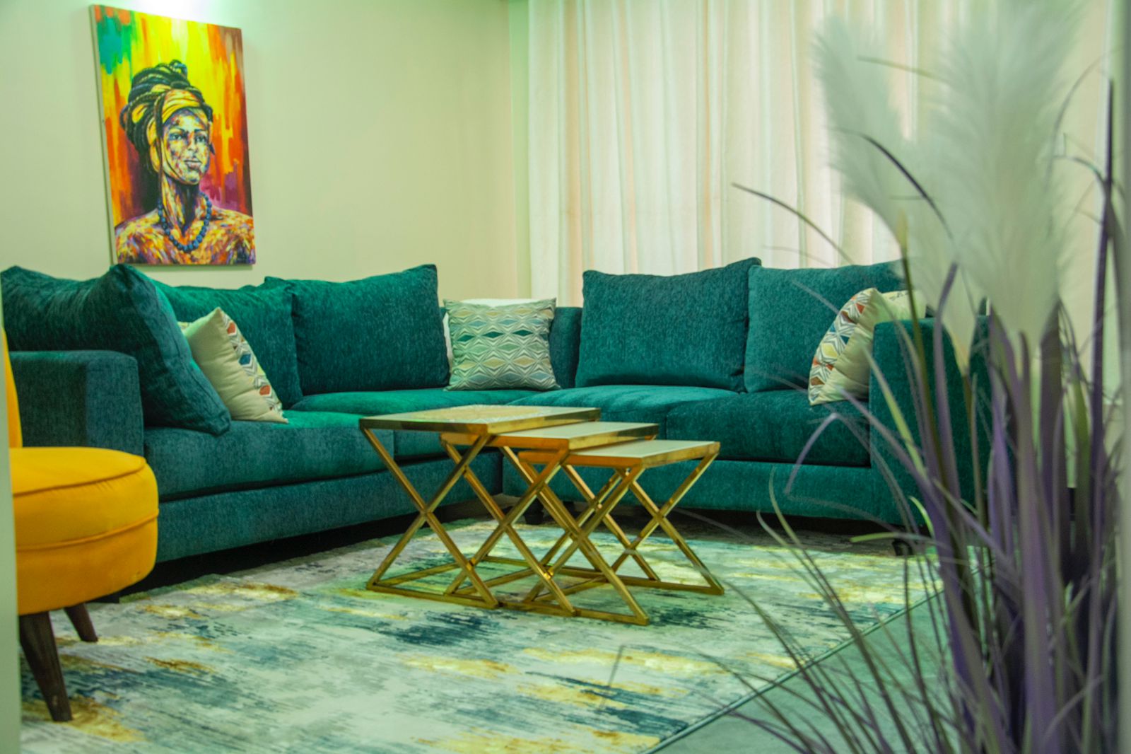 1 br ,Naka ,Nakuru with Lake views at the roof top and gym (Fancy Getaway)