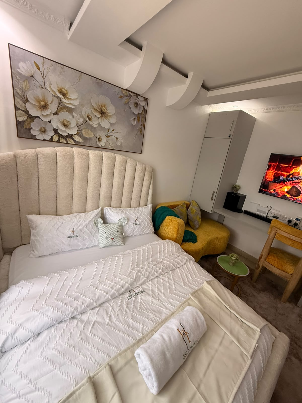 Executive Studio ,Nakuru CBD(Pivot) 4