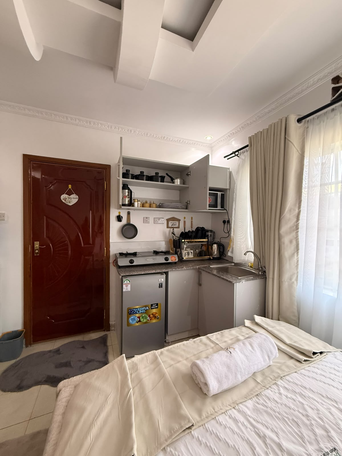Executive Studio ,Nakuru CBD(Pivot) 5