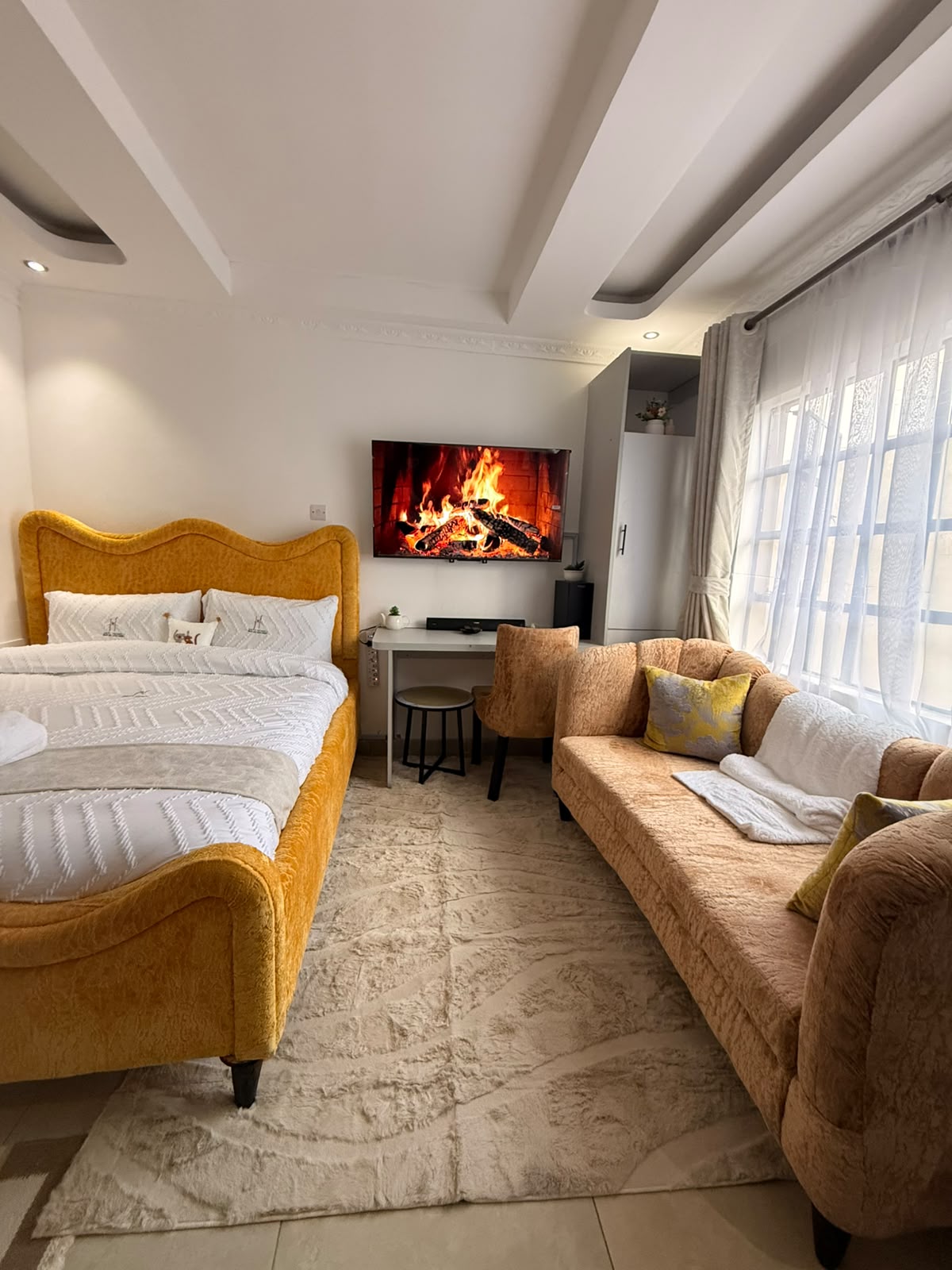 Executive Studio ,Nakuru CBD - Pivot B22 17